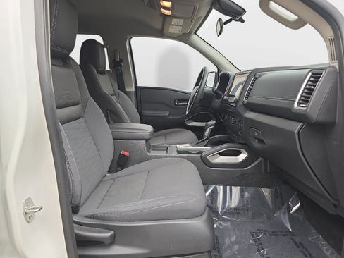 Used 2024 Nissan Frontier SV w/ Hardbody Edition AWD/4WD image 33
