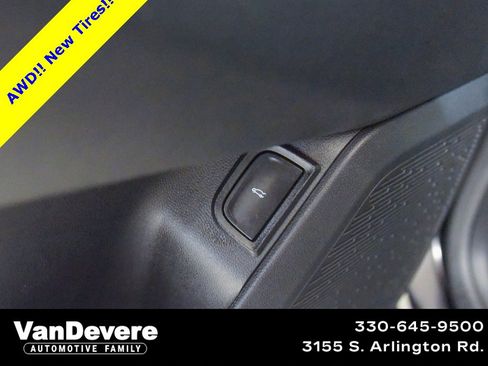 Used 2025 Chevrolet Equinox LT w/ Convenience Package II image 15