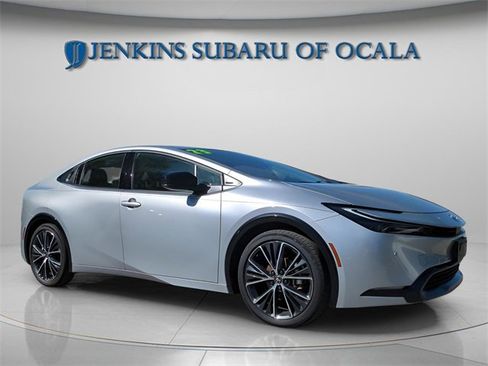 Used 2023 Toyota Prius XLE image 2