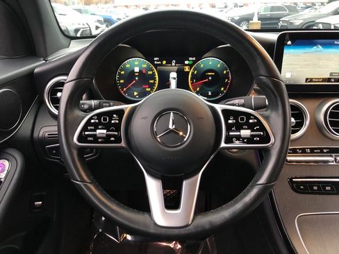 Used 2022 Mercedes-Benz GLC 300 4MATIC w/ Driver Assistance Package image 18