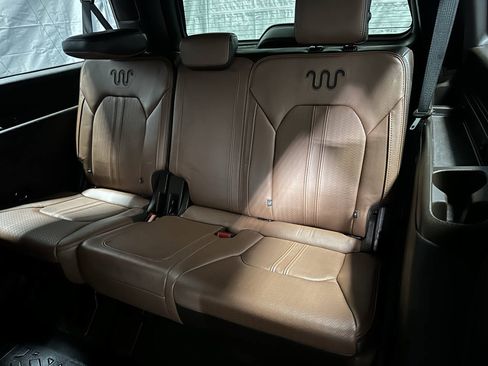 Used 2022 Ford Expedition Max King Ranch AWD/4WD image 12