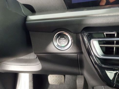 Used 2026 Chevrolet Traverse LT w/ Driver Confidence Package image 19