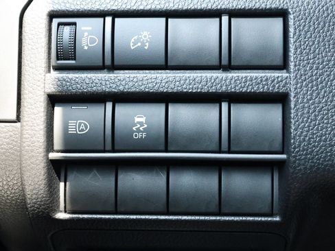 Used 2025 Toyota Tacoma SR RWD image 22