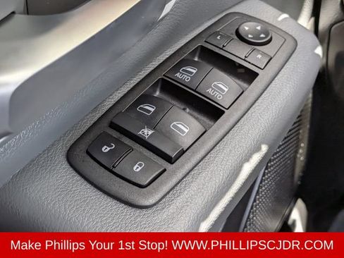 Used 2022 RAM 1500 Big Horn RWD image 21