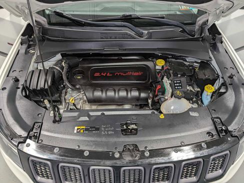 Used 2018 Jeep Compass Trailhawk w/ Leather Interior Group image 14