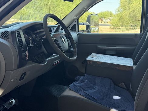 Used 2008 Chevrolet Silverado 3500 W/T RWD image 9