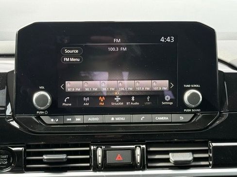 New 2025 Nissan Pathfinder SV image 27