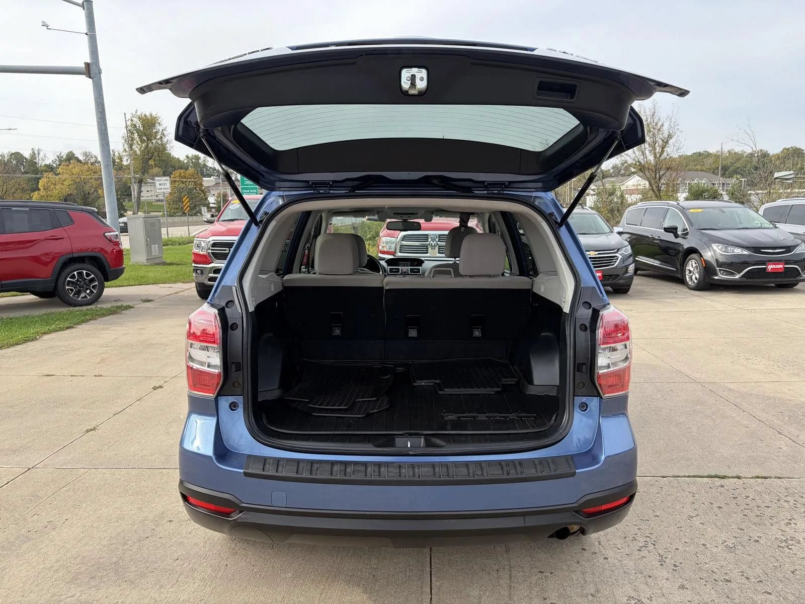 Used 2016 Subaru Forester 2.5i Premium AWD/4WD image 30