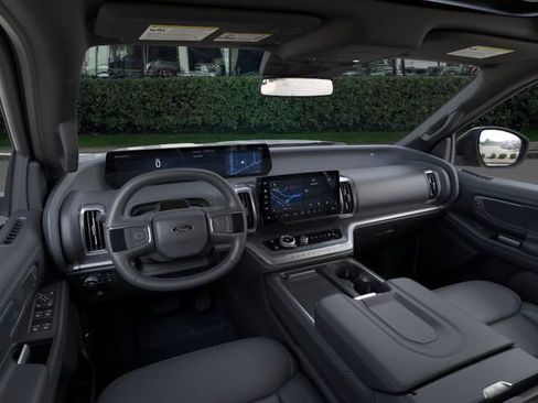 New 2026 Ford Expedition Platinum w/ Stealth Performance Package image 9