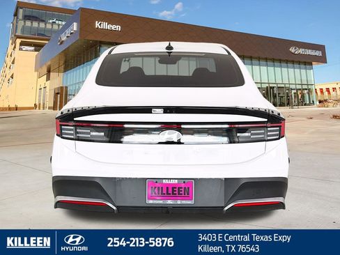 Used 2025 Hyundai Sonata SE image 8