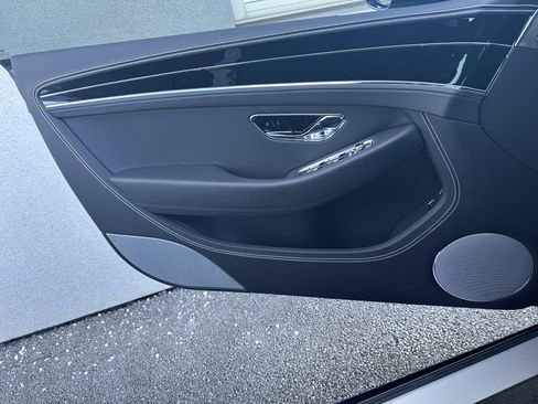 Used 2023 Bentley Continental GT Mulliner image 13