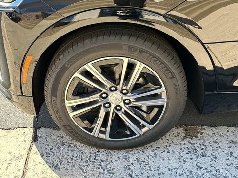 New 2025 Cadillac Lyriq Luxury image 7