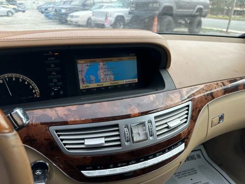 Used 2008 Mercedes-Benz S 550 image 13
