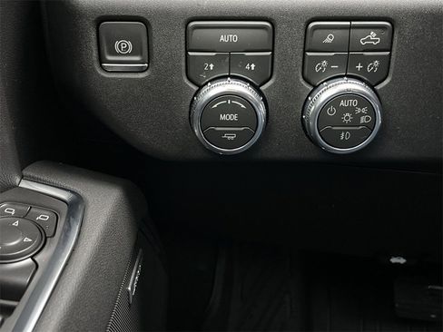 New 2026 GMC Sierra 1500 Elevation w/ Elevation Premium Package image 18