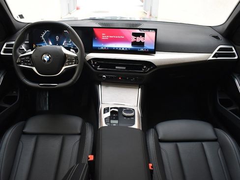 Used 2025 BMW 330i xDrive Sedan AWD/4WD image 23