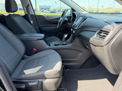 Used 2023 Chevrolet Equinox LT image 9
