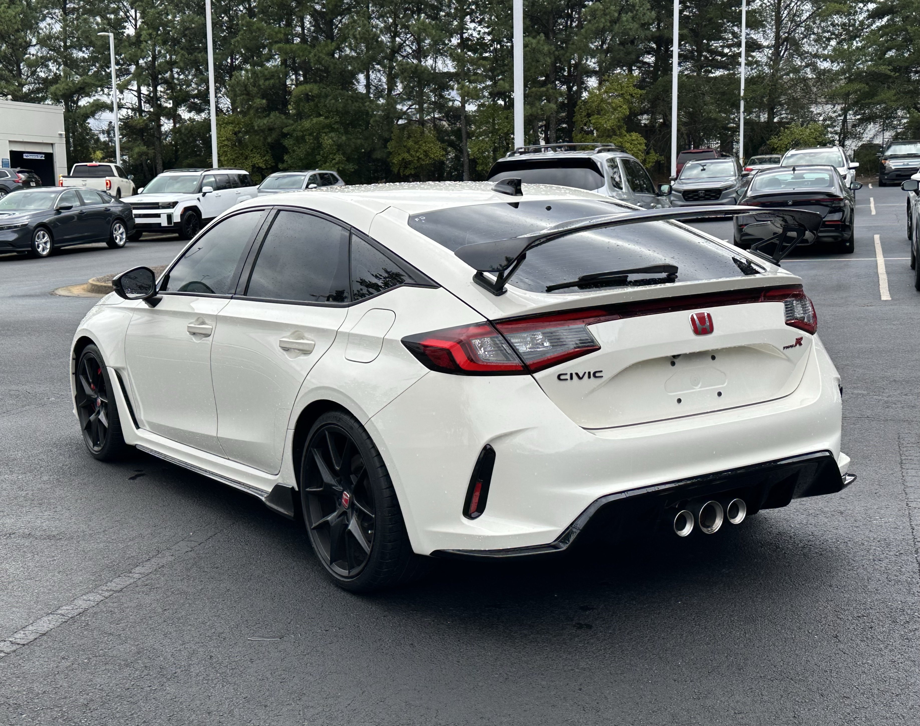 Used 2024 Honda Civic Type R image 10
