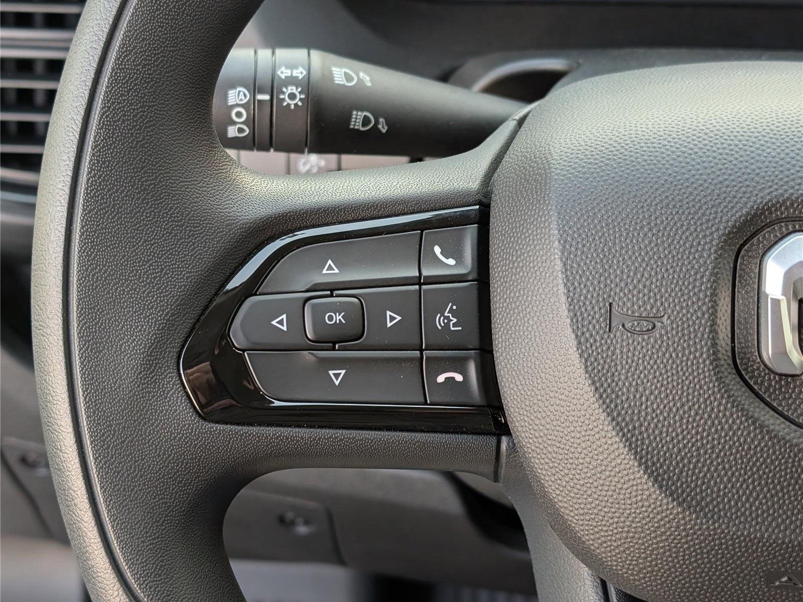 New 2026 RAM ProMaster 2500 w/ Premium Convenience Group FWD image 16
