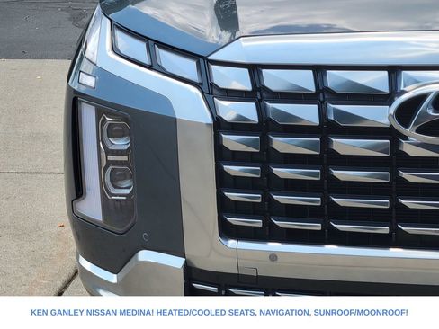 Used 2025 Hyundai Palisade Calligraphy AWD/4WD image 9