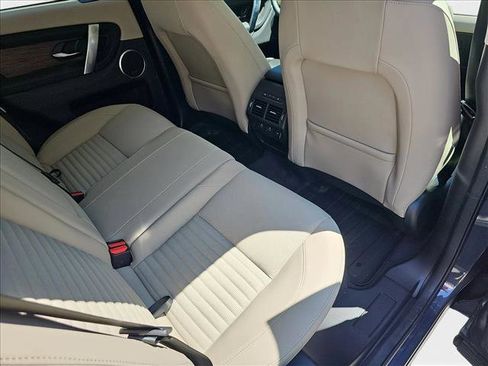 New 2024 Land Rover Discovery Sport S image 6