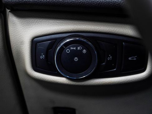 Used 2016 Lincoln MKZ Hybrid w/ Equipment Group 600A Reserve FWD image 30