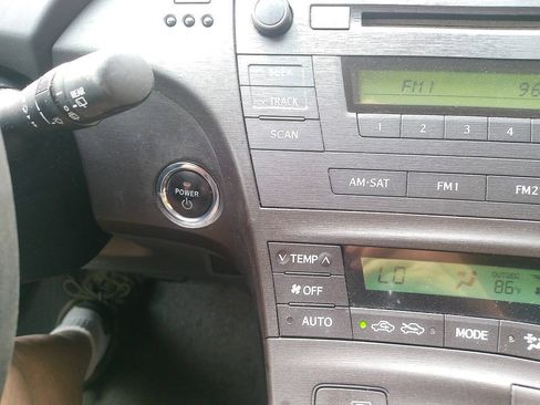 Used 2011 Toyota Prius Two FWD image 30