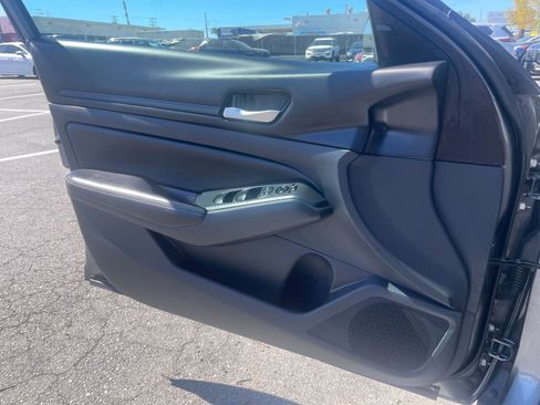 Used 2025 Nissan Altima 2.5 SV image 18