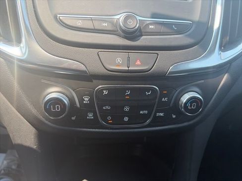 Used 2024 Chevrolet Equinox LT AWD/4WD image 23
