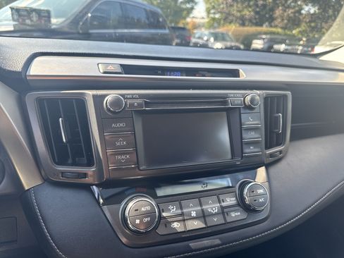 Used 2013 Toyota RAV4 XLE image 14