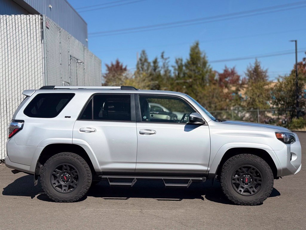Used 2020 Toyota 4Runner SR5 w/ Wilderness Package AWD/4WD image 6