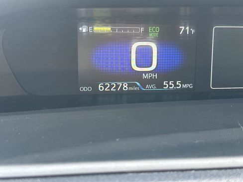 Used 2021 Toyota Prius Prime LE image 18