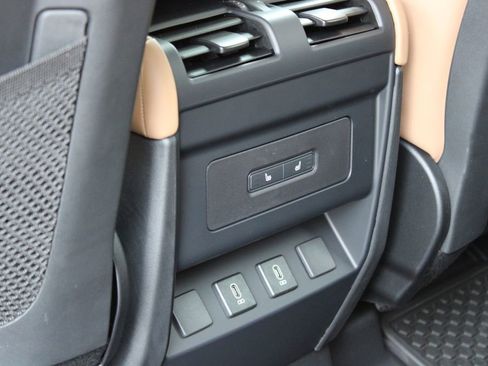 New 2026 Land Rover Defender 110 S AWD/4WD image 11