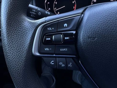 Used 2018 Honda Accord LX image 24