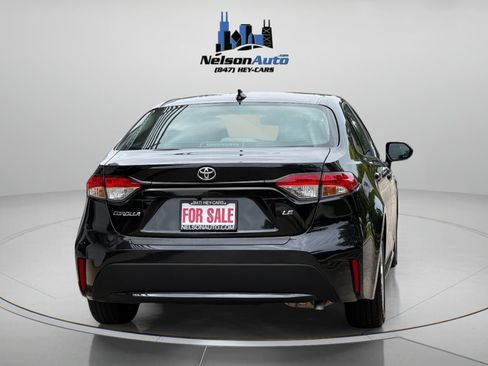 Used 2021 Toyota Corolla LE w/ LE Premium Package FWD image 5