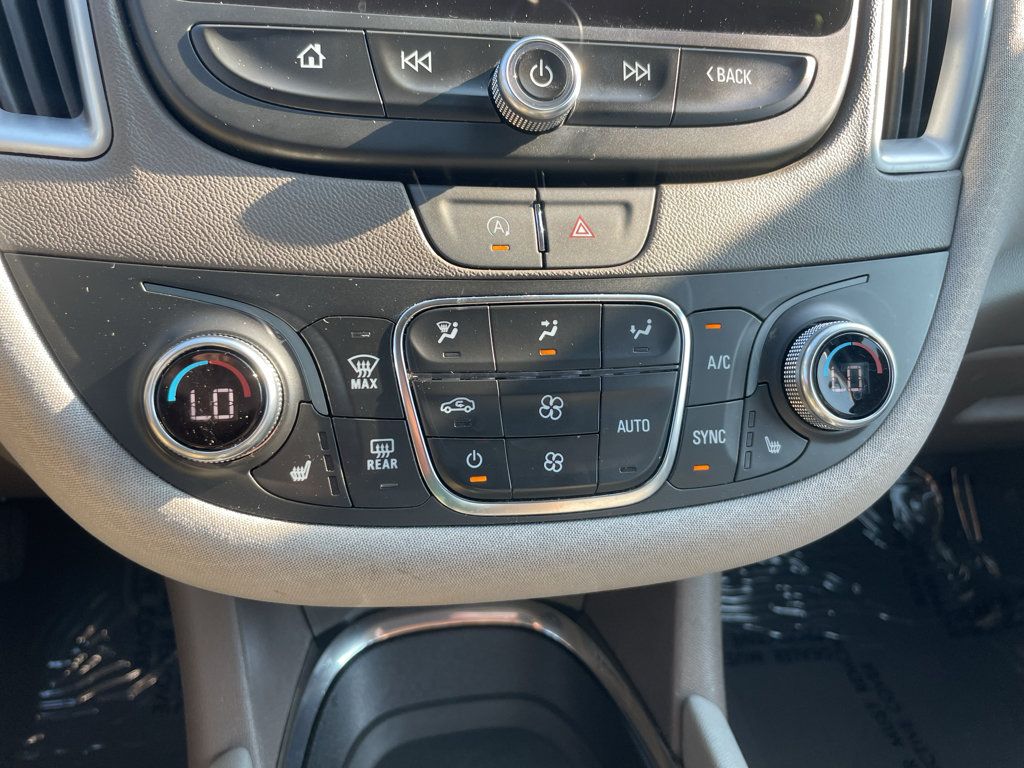 Certified 2025 Chevrolet Malibu LT FWD image 20