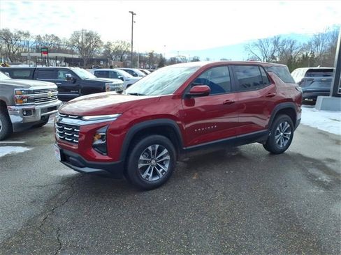 New 2026 Chevrolet Equinox LT w/ Convenience Package II image 8