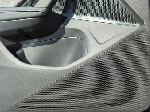 New 2026 Volkswagen Tiguan S image 26