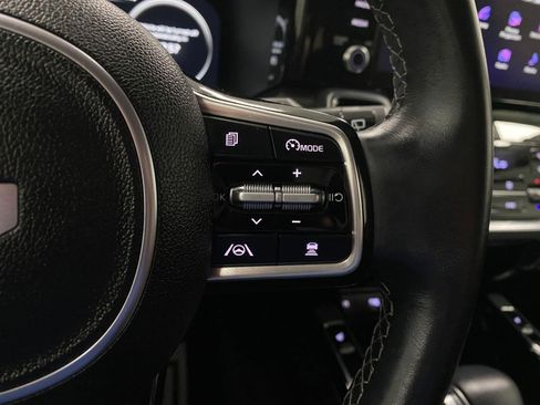 Used 2023 Kia Sorento SX AWD/4WD image 18