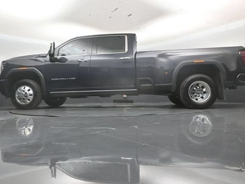Used 2024 GMC Sierra 3500 Denali Ultimate AWD/4WD image 51