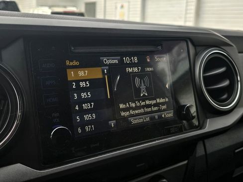 Used 2017 Toyota Tacoma TRD Off-Road w/ Tow Package image 61