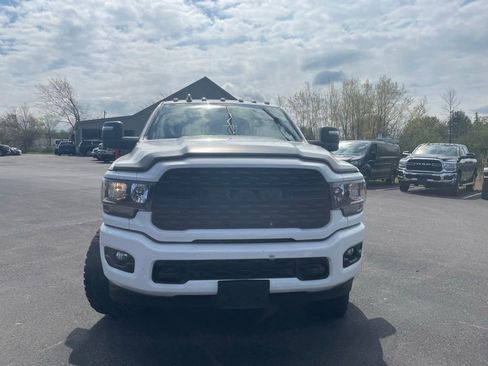 Used 2023 RAM 2500 Big Horn w/ Night Edition AWD/4WD image 7