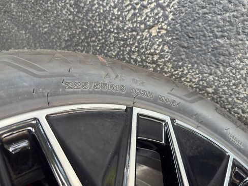 New 2025 Ford Mustang Mach-E Premium AWD/4WD image 17