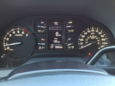 Used 2019 Toyota Tundra SR image 25