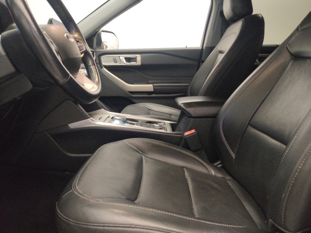 Used 2022 Ford Explorer Limited AWD/4WD image 17