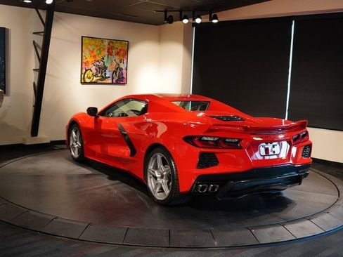 Used 2023 Chevrolet Corvette Stingray Premium Conv w/ Z51 Performance Package RWD image 7