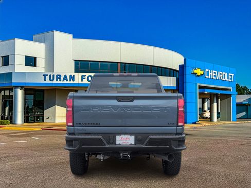 New 2026 Chevrolet Silverado 2500 LTZ w/ LTZ Plus Package AWD/4WD image 4