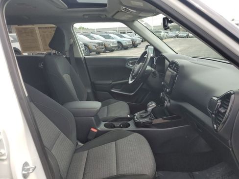 Used 2024 Kia Soul EX FWD image 44