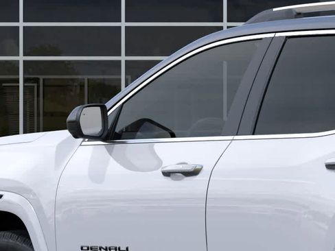 New 2026 GMC Terrain Denali w/ LPO, Black Badging Package AWD/4WD image 12