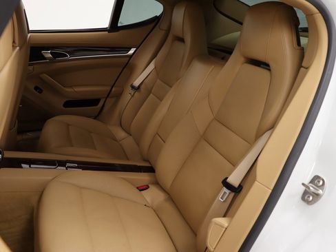 Used 2013 Porsche Panamera S w/ Premium Pkg Plus image 19