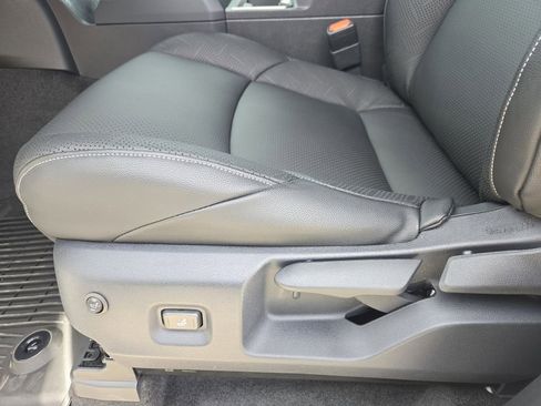 Used 2026 Toyota Tacoma SR5 image 19